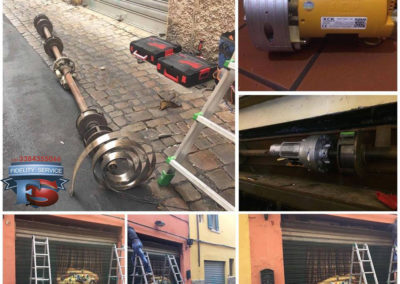 cambio motore+ 4 scatolle porta molla+4 molle